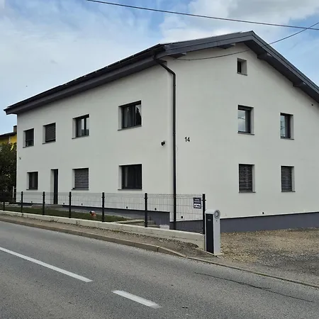 Lägenhet Fourteen *